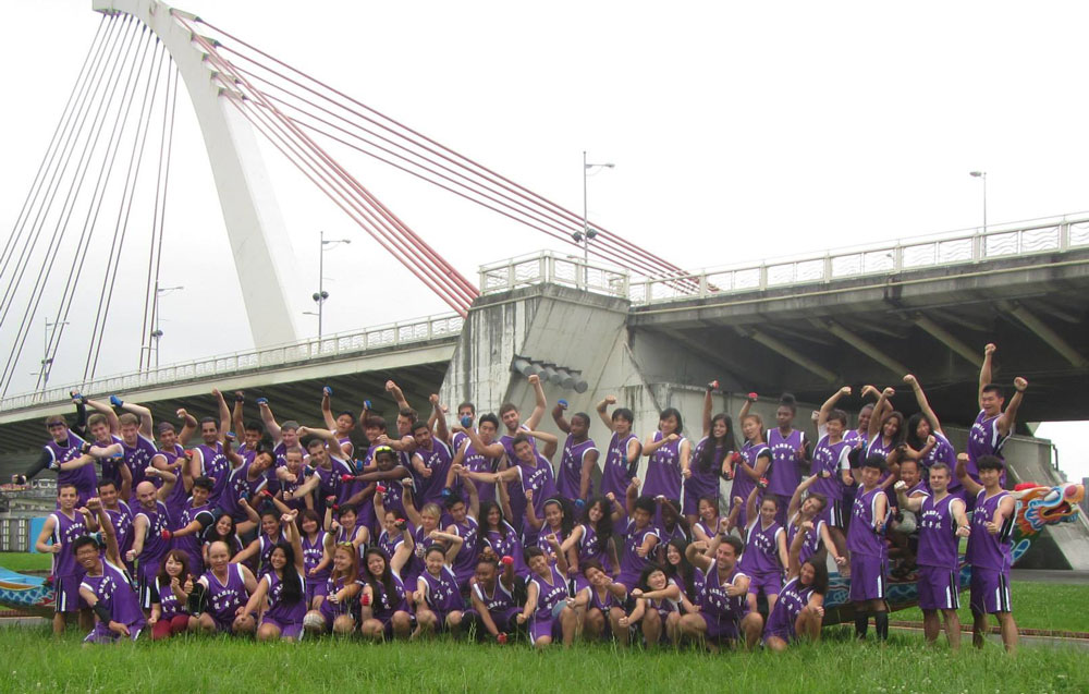 The entire MTC team